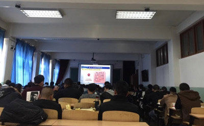 恒安管理咨詢(xún)溫馨提醒：秋意濃，保暖不可少